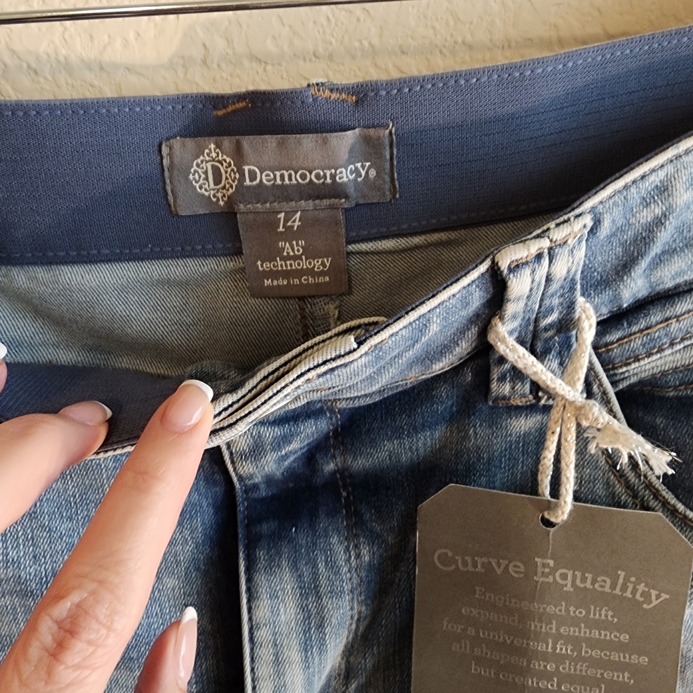 NWT Democracy High Waist Faux Pearl Wide Leg Jeans - Picture 4 of 8
